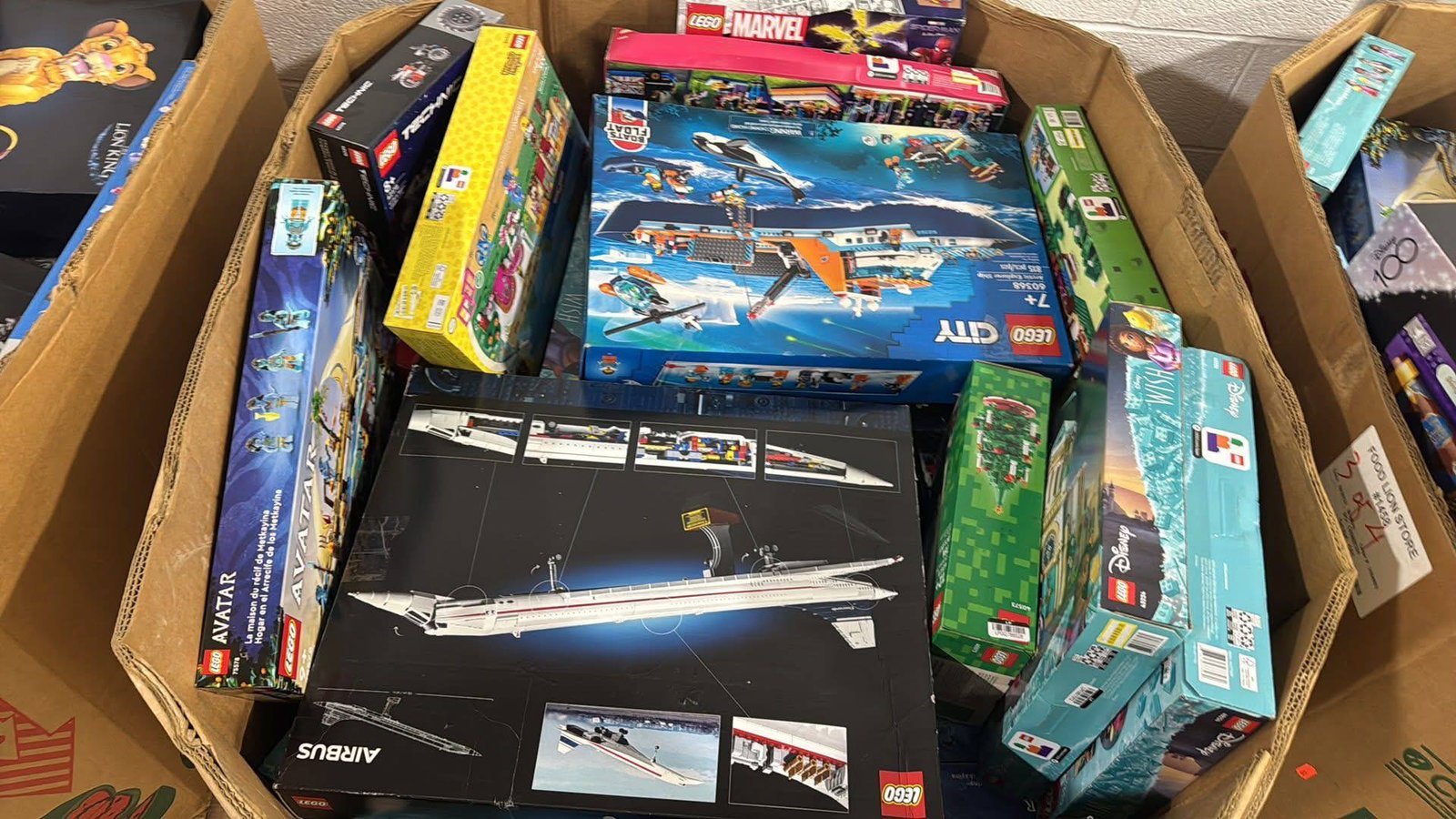 Lego Toys - Image 4