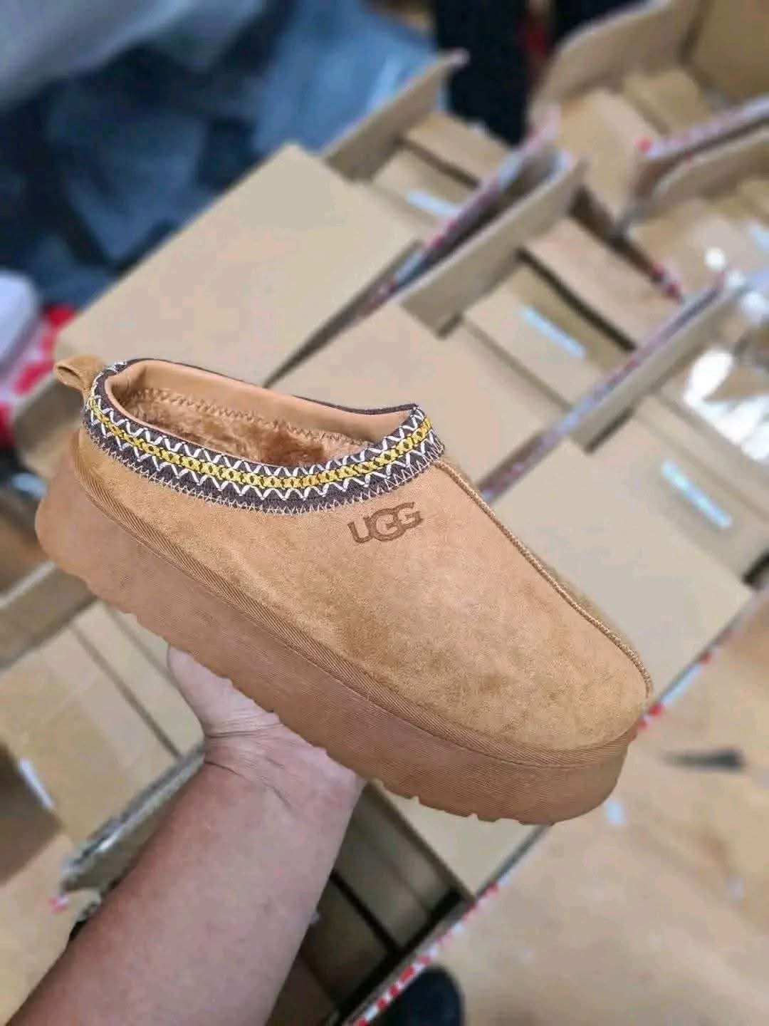 UGG SHOES - Image 5