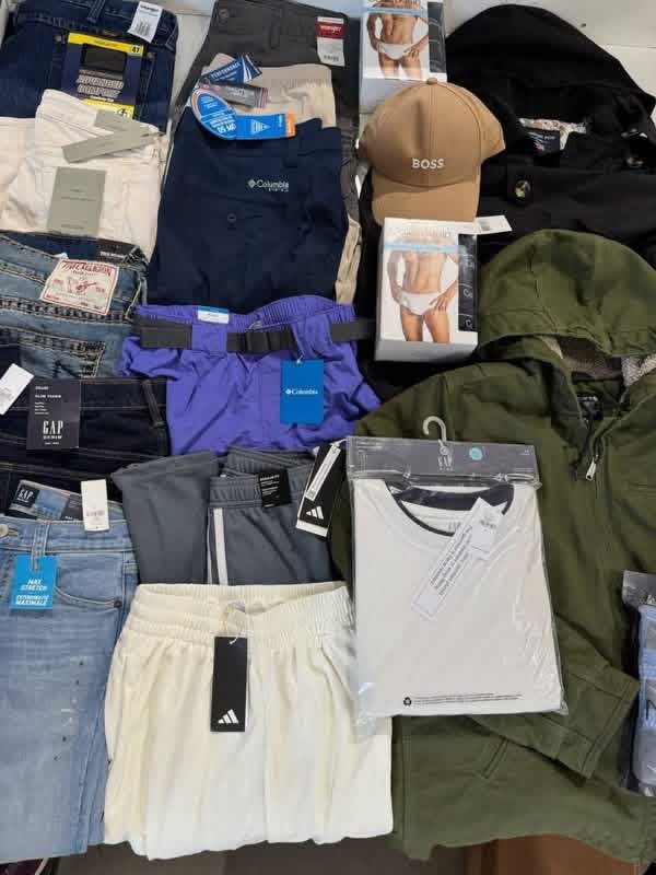 Clothing pallet - Image 3