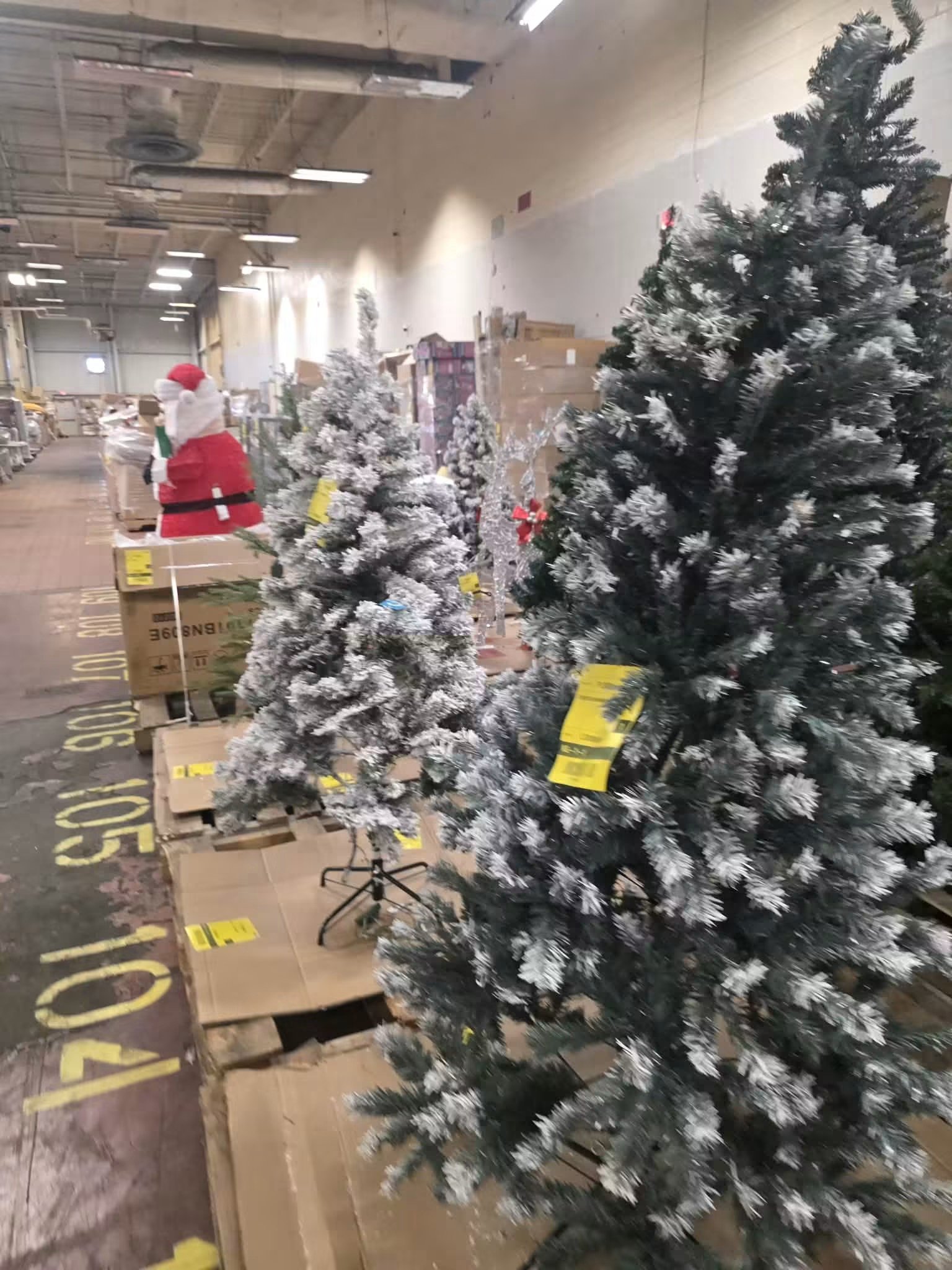 Christmas decor pallets - Image 11