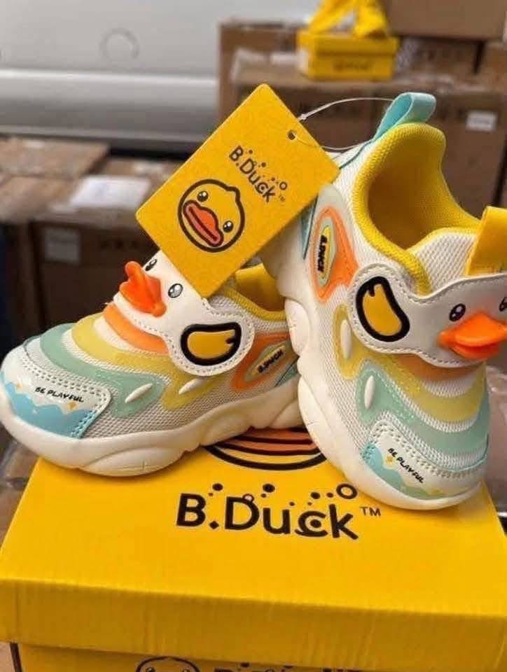 Kids shoes - Image 2